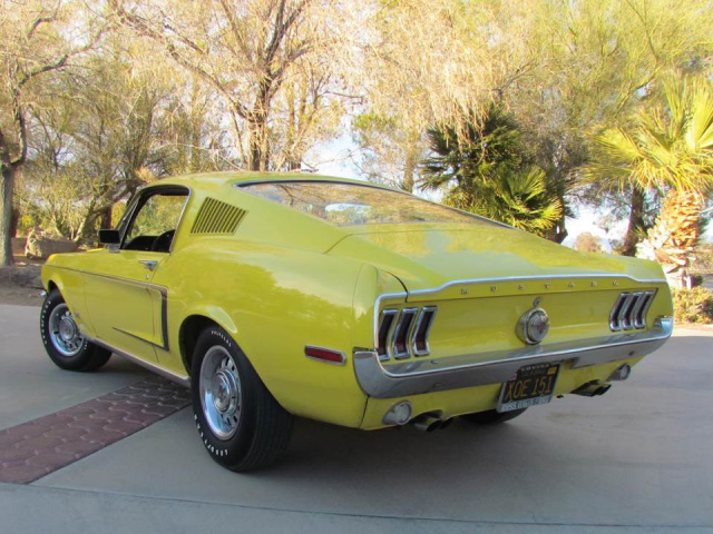 Special Paint 1968 428-Cobra Jet Fastback Mustang